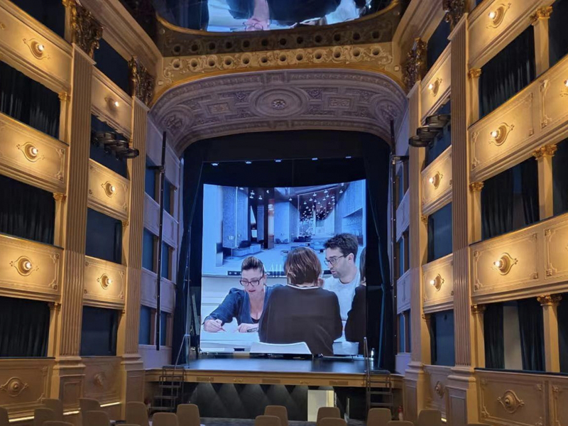 海外 某劇院.jpg